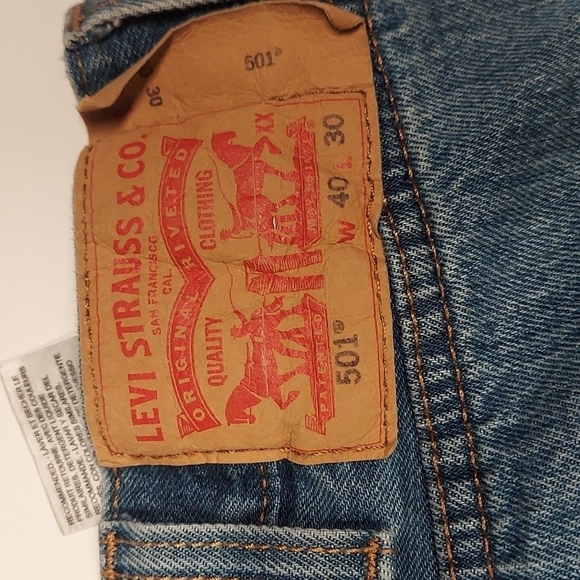 Levi's 501 Button Fly Jeans W40 X L30 - Picture 9 of 14